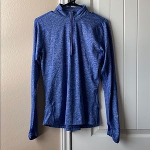 NIKE FITTED RUNNING JACKET